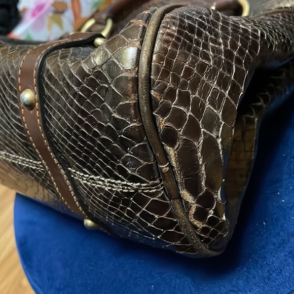 Dooney & Bourke - Picture 6 of 12